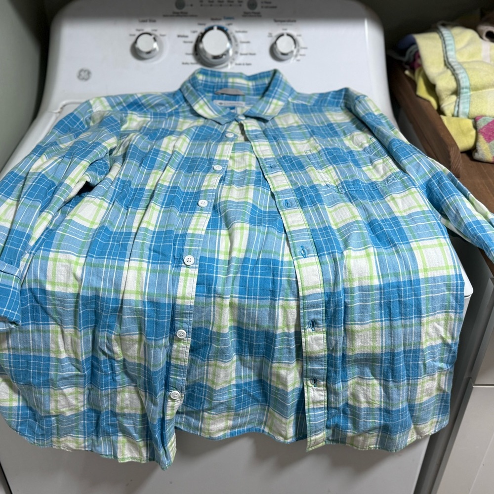 Columbia men’s Blue and Green Plaid